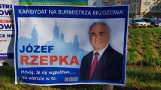 Wojna na plakaty wyborcze. Wyobraźnia kandydatów nie zna granic [GALERIA]