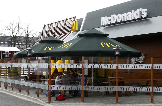 Nowa restauracja McDonald’s w SzczecinieProjekt wnętrza szczecińskiej restauracji został wykonany przez Europejskie Studio Projektowe w Paryżu.