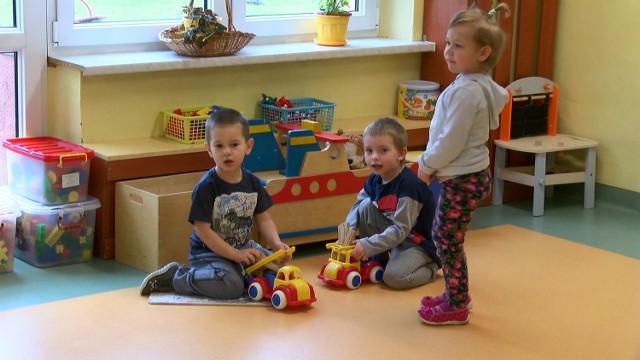 W przedszkolach miejskich w Strzelcach Opolskich pozostało teoretycznie jeszcze siedem wolnych miejsc, ale prawdopodobnie znajdą się na nie chętni.