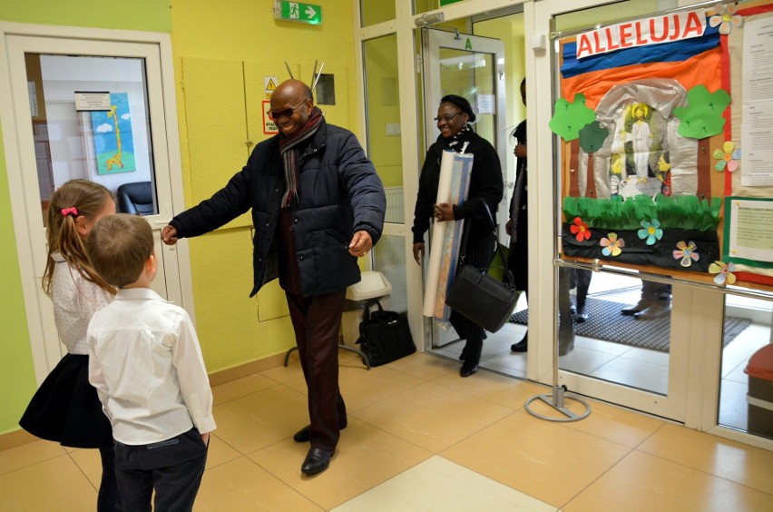 Ambasador Angoli z wizytą w lubelskim przedszkolu (ZDJĘCIA)