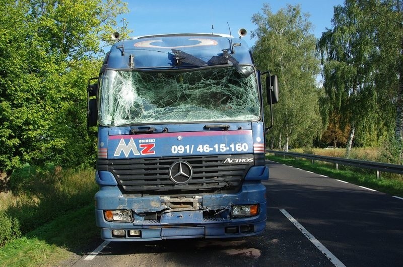 TIR najechał na gimbusa