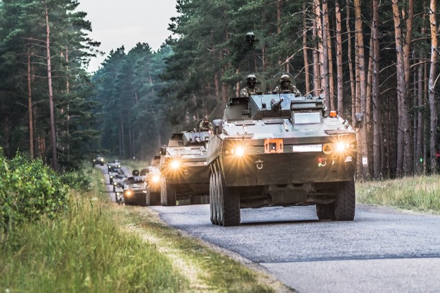 Żołnierze przejadą setki kilometrów różnymi trasami. Spotkają się na poligonie Orzysz w województwie warmińsko-mazurskim
