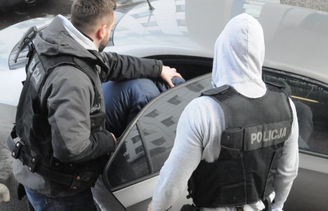 Diler narkotyków został zatrzymany obok przedszkola w Zabrzu. Zdjęcie ilustracyjne.