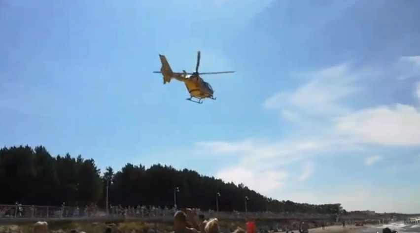 Akcja ratownicza w Mielnie. Kolejne osoby uratowane z wody