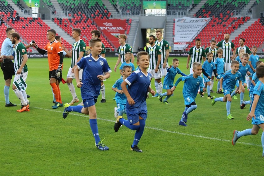 To się w głowie nie mieści. Przegrywali 0:2, wygrali 3:2!