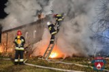 Dwie osoby ucierpiały w pożarze budynku mieszkalnego pod Łowiczem
