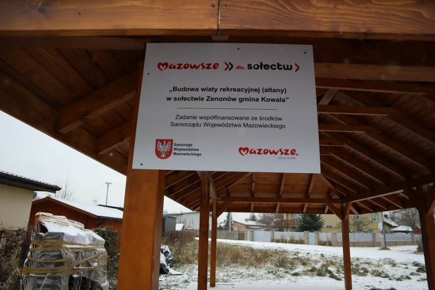 Gmina Kowala. W Zenonowie powstała altana rekreacyjna. Posłuży okolicznym mieszkańcom do organizacji wydarzeń na świeżym powietrzu