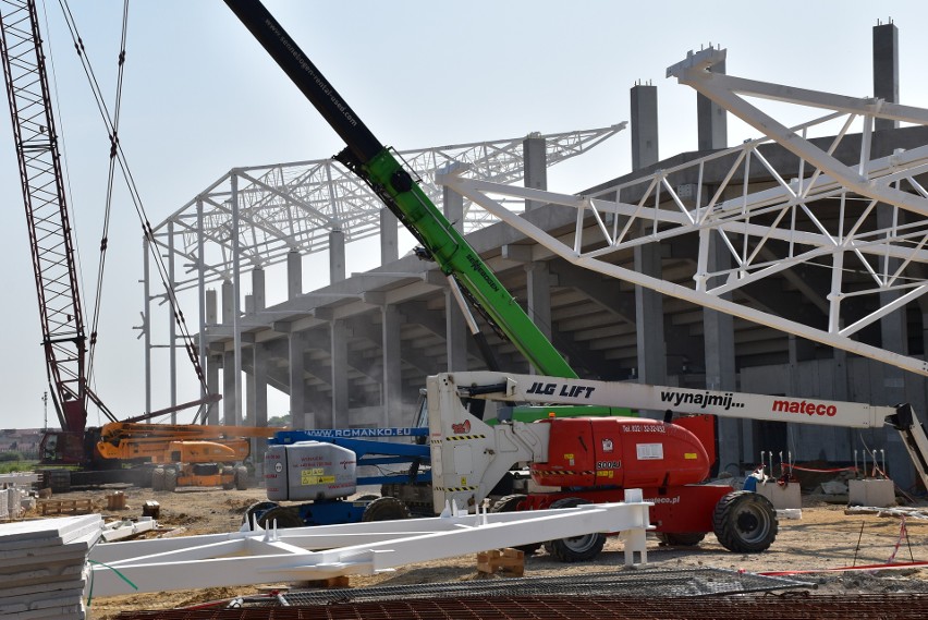 Nowy stadion w Opolu ma być gotowy w przyszłym roku.