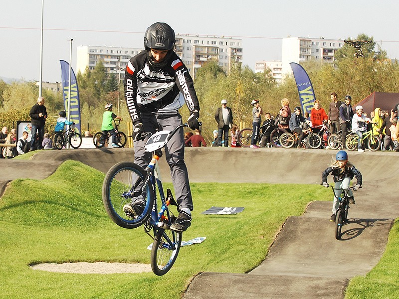 Otworzyli pumptrack w Nowym Sączu [ZDJĘCIA, WIDEO]