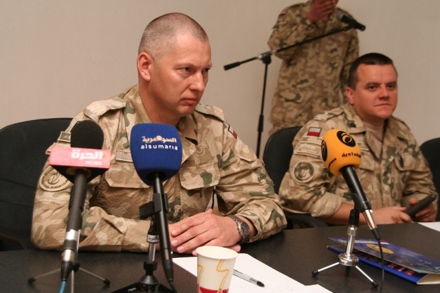 Generał Różański spotykał się z dziennikarzami irackimi na konferencjach prasowych