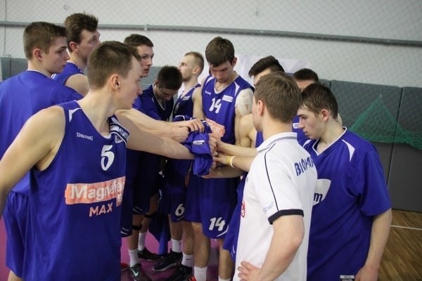 Koszykarze Biofarmu Basketu zajęli w Gdyni trzecie miejsce