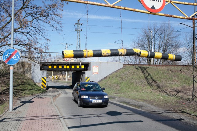 Wielu kierowców obawia się, że nowa organizacja ruchu spowoduje korki przy wiadukcie na ul. Krapkowickiej.