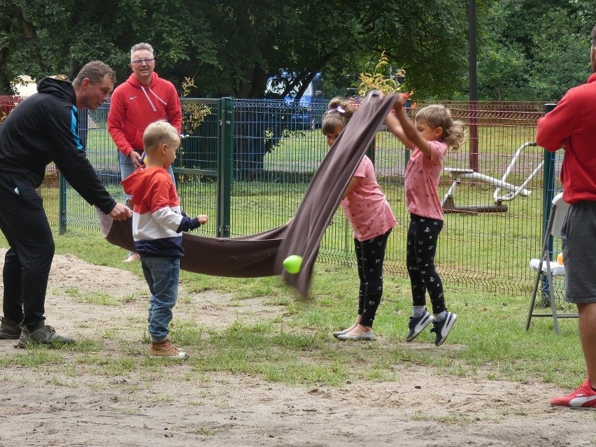 Otwarciu nowego obiektu towarzyszył piknik rekreacyjny nad...