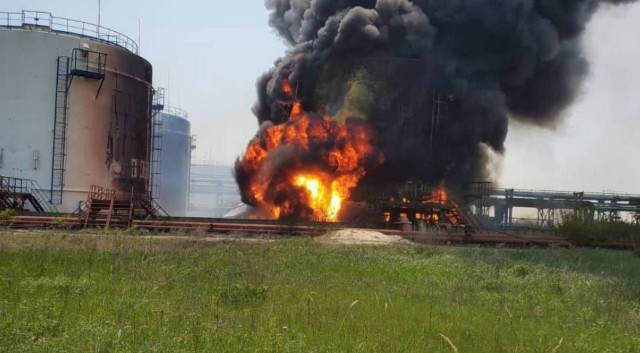 Rosja ostrzelała rafinerię w Lisiczańsku.