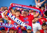 Częstochowa. Kibice na meczu Raków - Flora. Pełen stadion przy Limanowskiego 