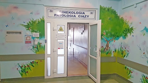 Mąż położnej ze szpitala w Busku-Zdroju nie jest zakażony koronawirusem. Oddział ginekologiczno-położniczy nadal zamknięty