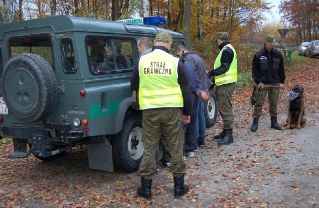 Trzech Mołdawian zatrzymanych w okolicach miejscowości Potok Jaworowski.