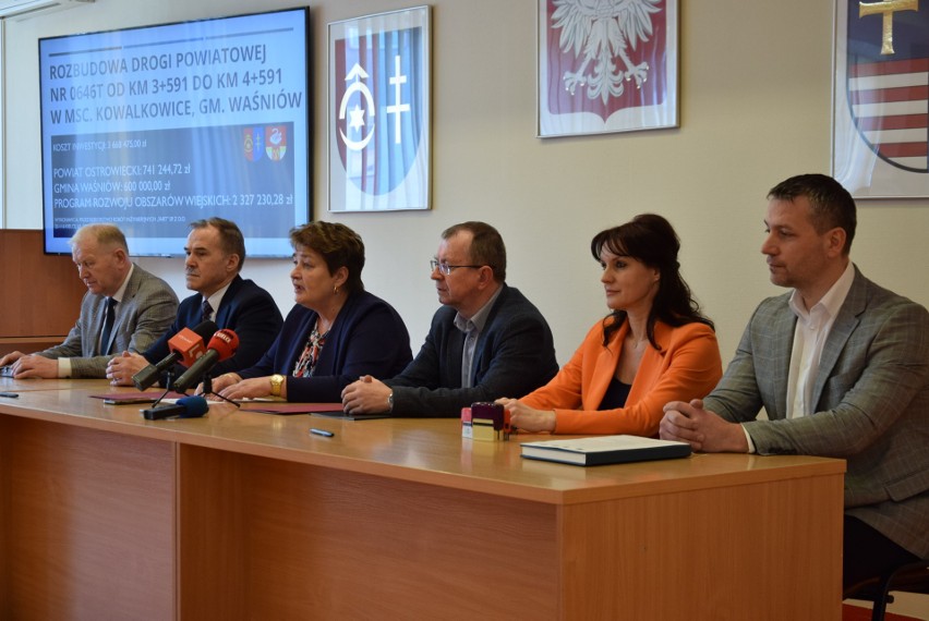 Umowa na rozbudowę drogi w Kowalkowicach w gminie Waśniów podpisana. Będzie gotowa do końca roku