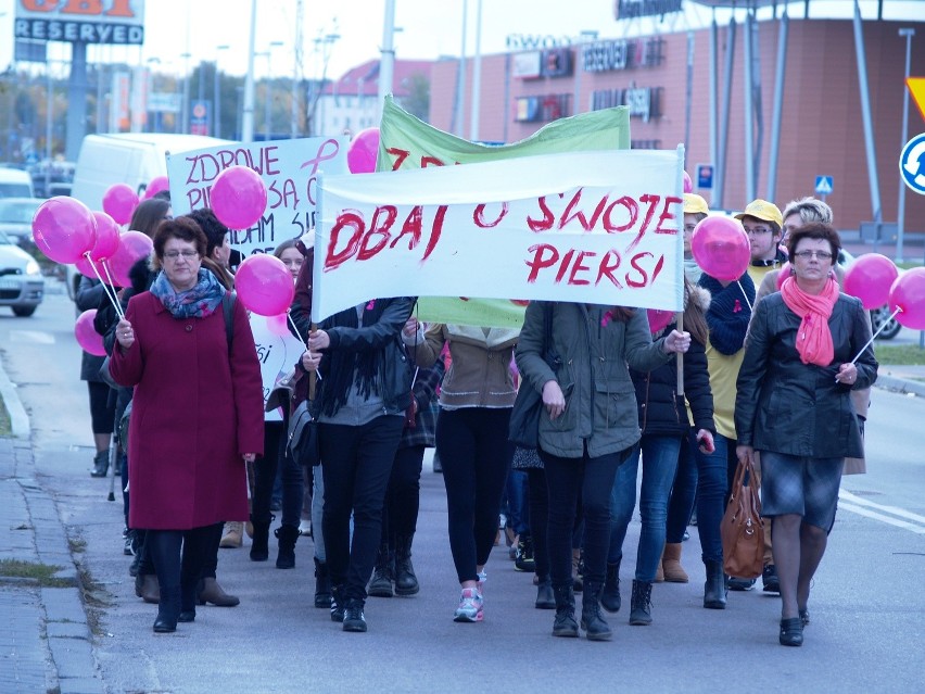My się raka nie boimy! Marsz różowej wstążeczki w Ostrołęce (zdjęcia i wideo)