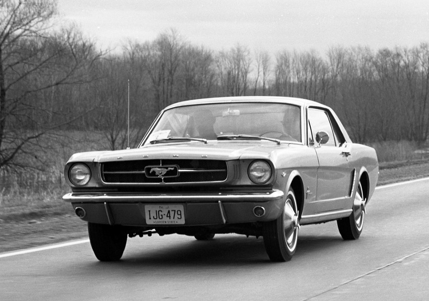 Ford Mustang, być może najsłynniejszy amerykański samochód...