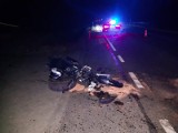 Wypadek motocyklisty pod Tarnowem. Zderzył się z samochodem dostawczym na drodze wojewódzkiej nr 984 w Lisiej Górze [ZDJĘCIA]