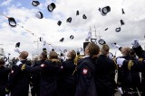 Promocja oficerska 43 polskich studentów wojskowych w Akademii Marynarki Wojennej. Zobacz zdjęcia!