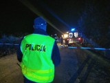 Tragiczny wypadek w Łąkorzu. Dwie 15-latki potrącone przez audi. Obie nie żyją [wideo]