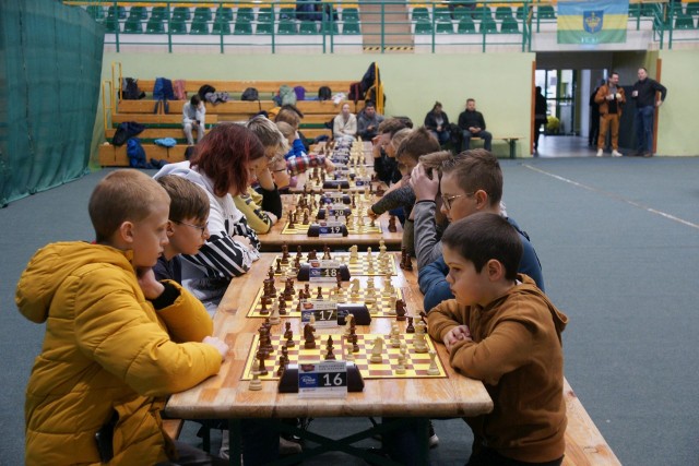 Czwarty turniej Enea Operator Międzyszkolnej Ligi Szachowej roku szkolnego 2022/2023 w Koronowie