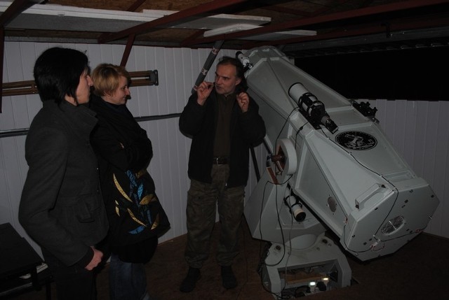O tym, jak zbudowany jest teleskop Newtona, jak działa opowiadał ciekawie Karol Wenerski