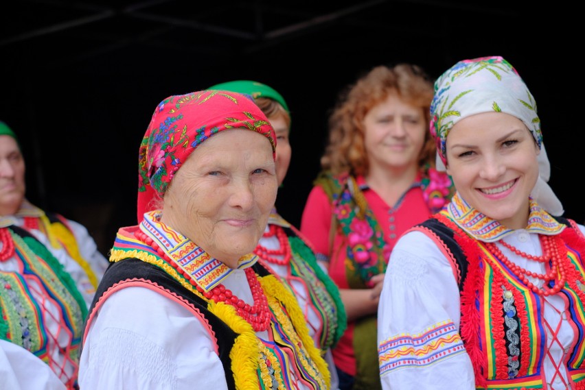 Festiwal Kapel i Śpiewaków. Baszty dla śpiewaków i zespołów (ZDJĘCIA, WIDEO)