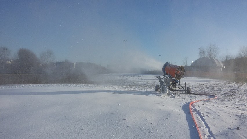 Naśnieżanie Górki Środulskiej w Sosnowcu rozpoczęte