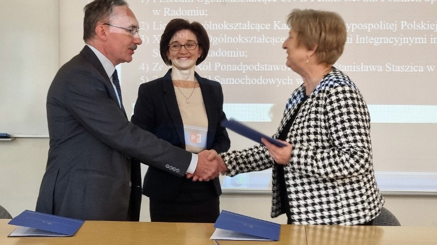 Uniwersytet Technologiczno - Humanistyczny w Radomiu objął patronatem szkoły mundurowe z regionu radomskiego