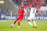 Kapitan piłkarskiego zespołu Widzewa Patryk Stępiński przed spotkaniem z Radomiakiem