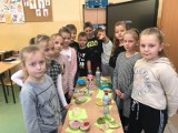 W szkole podstawowej w Połańcu obchodzono Dzień Zdrowego Śniadania. Były gry, zabawy i pyszne posiłki (ZDJĘCIA)