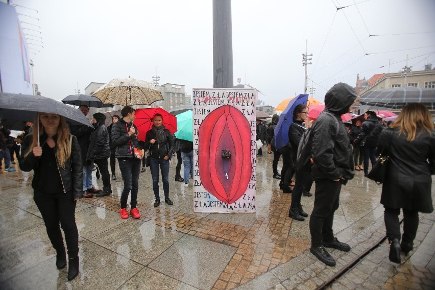 Czarny protest w Katowicach