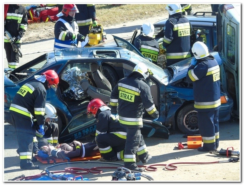 Do karmabolu doszło na drodze S3 na wysokości m. Radwanice