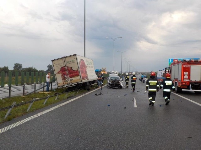 W kolizji na autostradzie we wtorek uczestniczyło aż pięć aut