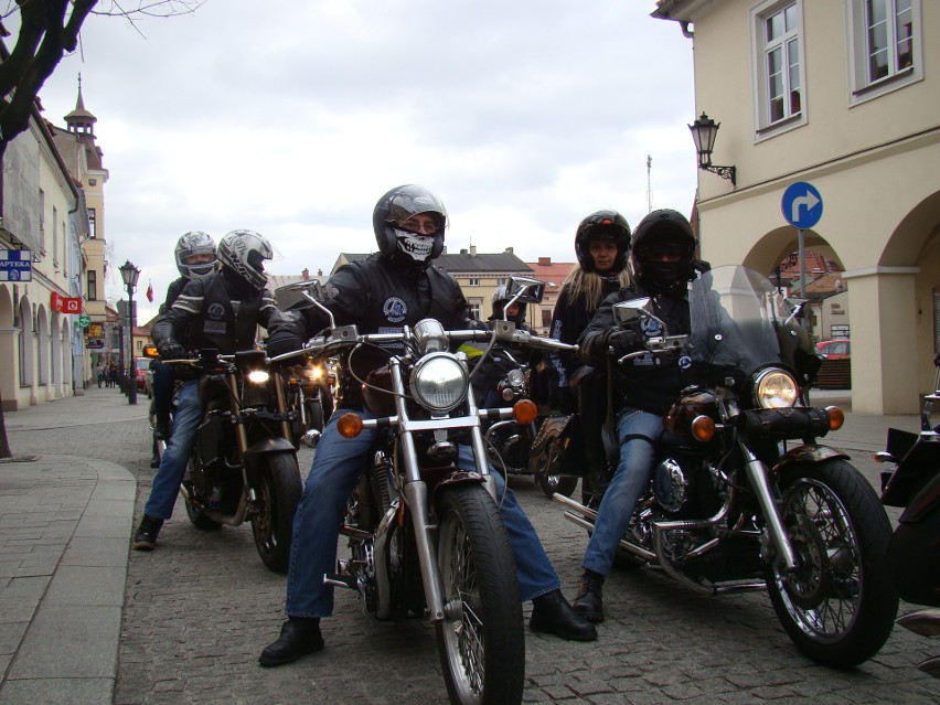"Riders on the storm" - motocykle dla nich to wielka życiowa pasja