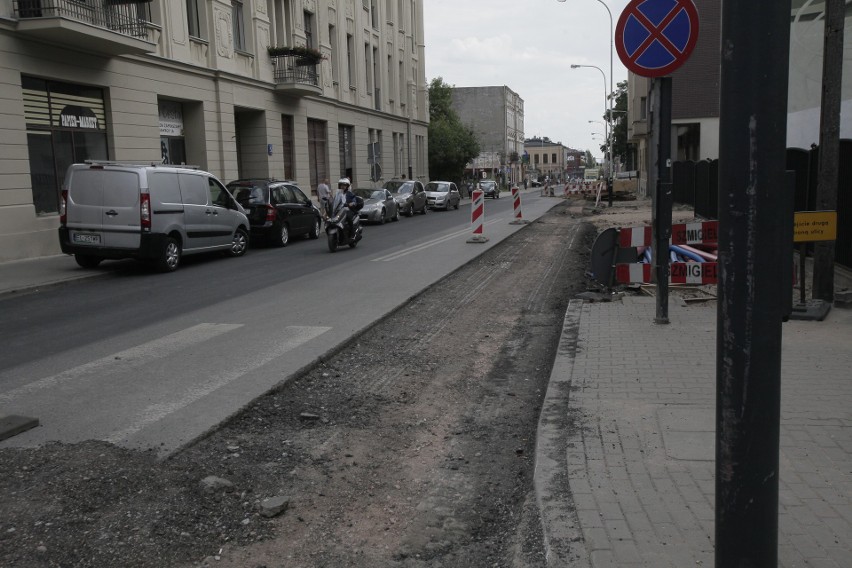 Drugi etap remontu ul. Sienkiewicza rozpocznie się kilka miesięcy później niż zakładano. ZDJĘCIA