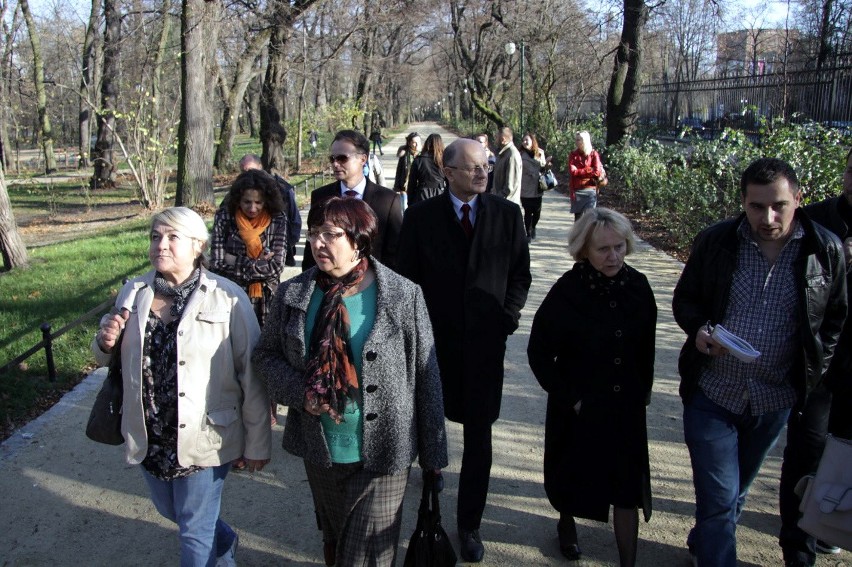 Ogród Saski nie jest już placem budowy. Zobaczcie! (WIDEO, ZDJĘCIA)