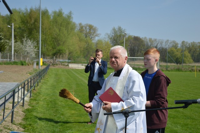 Ksiądz Benon Olejnik kończy pracę w parafii Nowe Brzesko