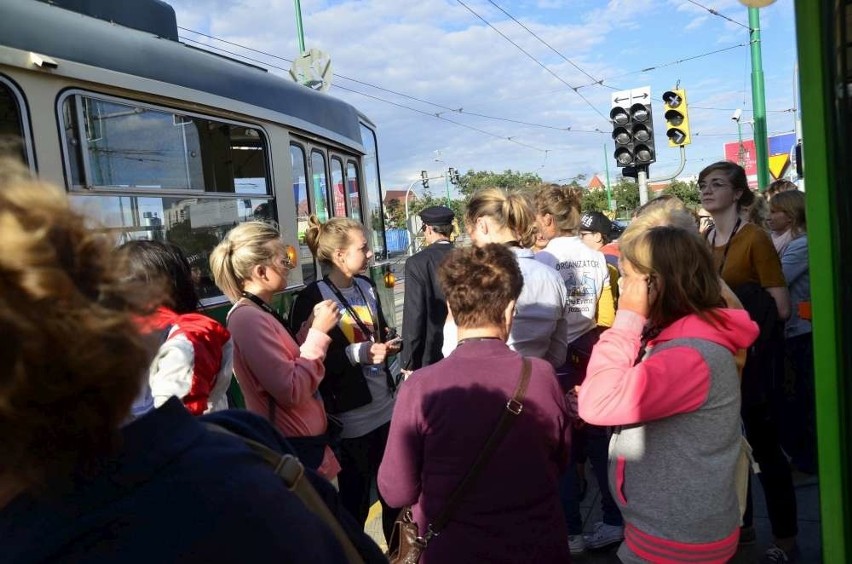 Zabytkowy tramwaj zabrał pasażerów w historyczną podróż