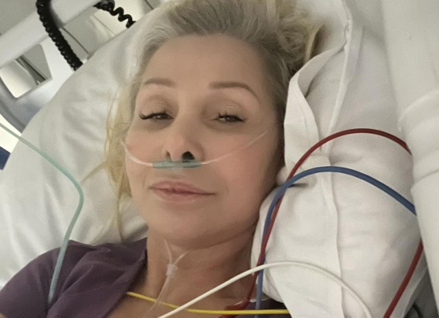 We wtorek Aldona Orman opublikowała zdjęcie ze szpitala po kolejnej operacji. Więcej na kolejnych zdjęciach.