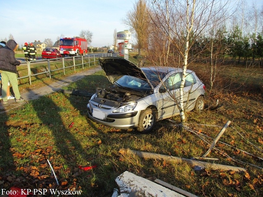 Wypadek osobówek na DK 62 [zdjęcia]