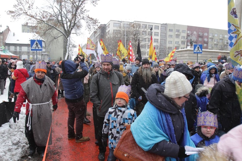 Tak wyglądał Orszak Trzech Króli, który przeszedł ulicami...