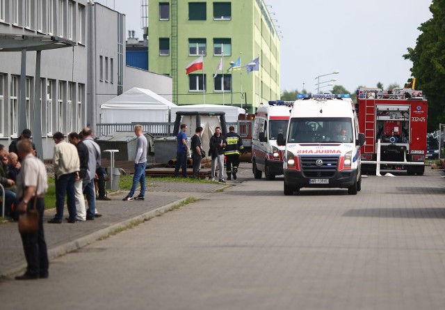 17 osób w szpitalu po wycieku amoniaku w firmie Techmatik w Radomiu.