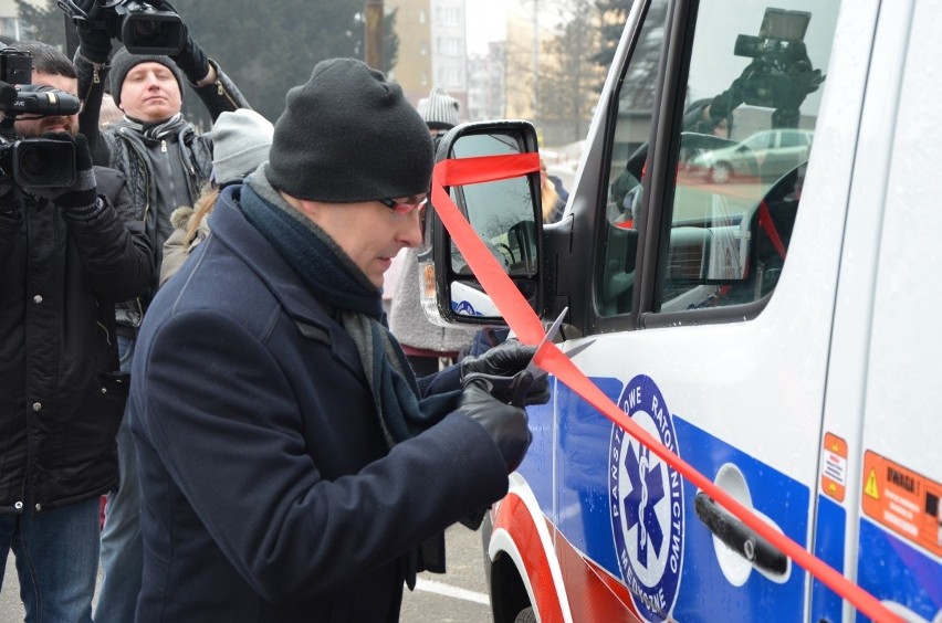 Ratownicy z Rydułtów mają nowy ambulans