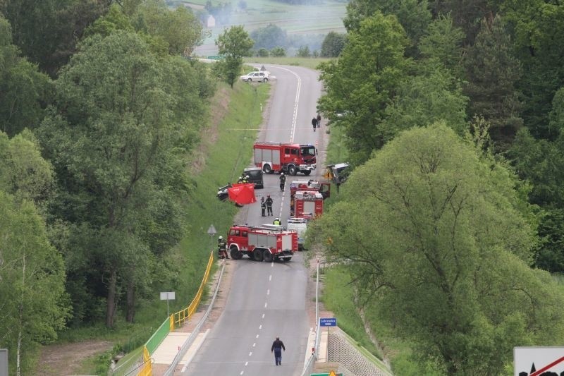 Wypadek audi i opla koło Kielc