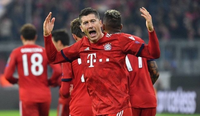 Na zdjęciu: Robert Lewandowski. Bayern Monachium - Benfica Lizbona, mecz Ligi Mistrzów. Efektowne zwycięstwo zespołu z Monachium, świetny mecz zanotował Robert Lewandowski [27.11.2018, wynik meczu, relacja].