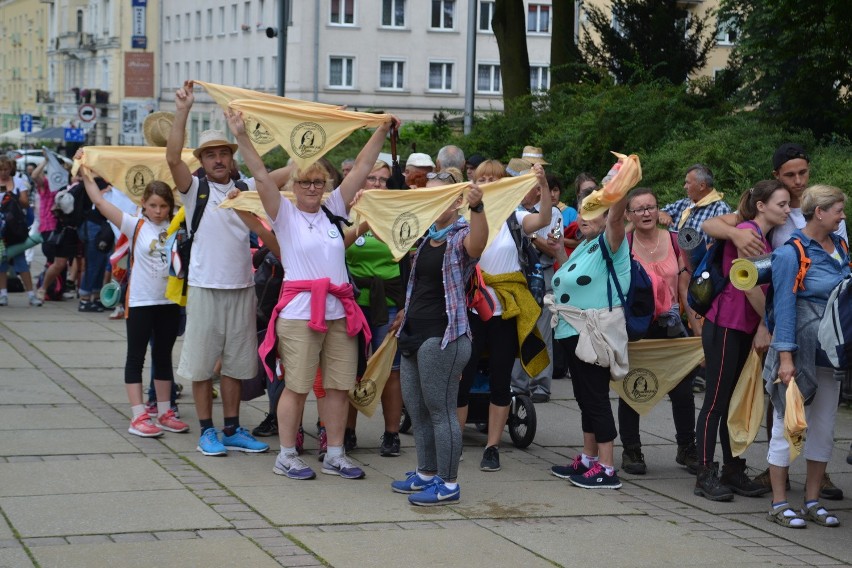 Pielgrzymka Rybnicka dotarła na Jasną Górę [ZDJĘCIA]